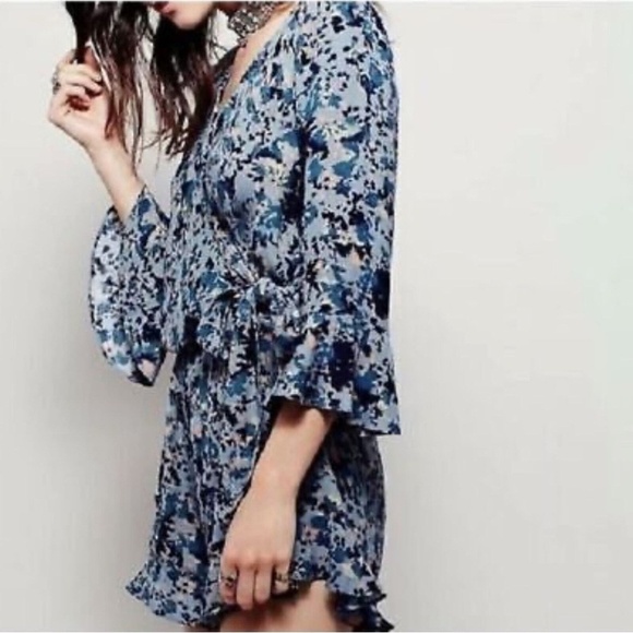 Free People  Romper Womens Small  All The Right Ruffles Raven Combo Button Back - Picture 2 of 16